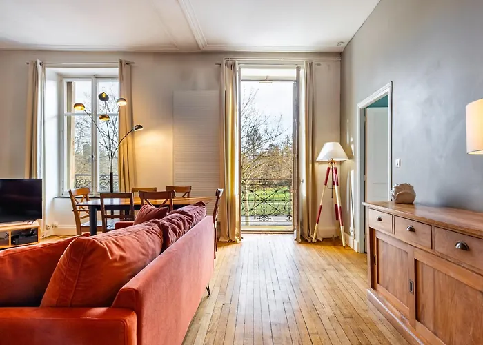 Le Chic D'adam - A Cote Du Parc De La Pepiniere * Nancy